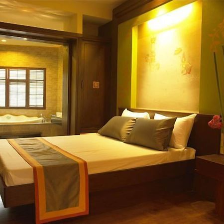 Siam Society Hotel And Resort Банкок Екстериор снимка